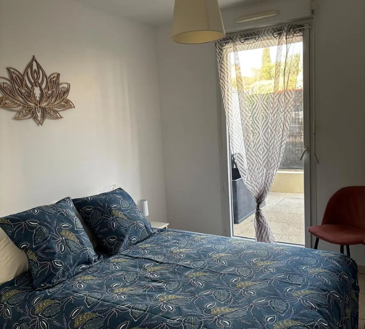 Apartment With Private Garage La Ciotat