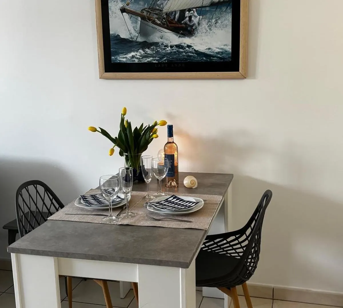 Apartment With Private Garage La Ciotat France