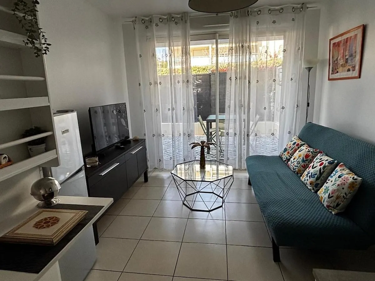 Apartment With Private Garage La Ciotat