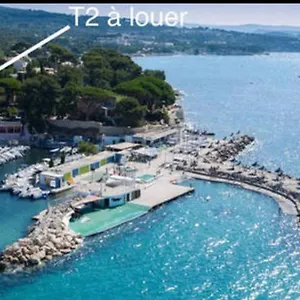 Appartement T2 Climatisé En Bord De Mer Avec Terrasse , Parking Et Wifi, La Ciotat